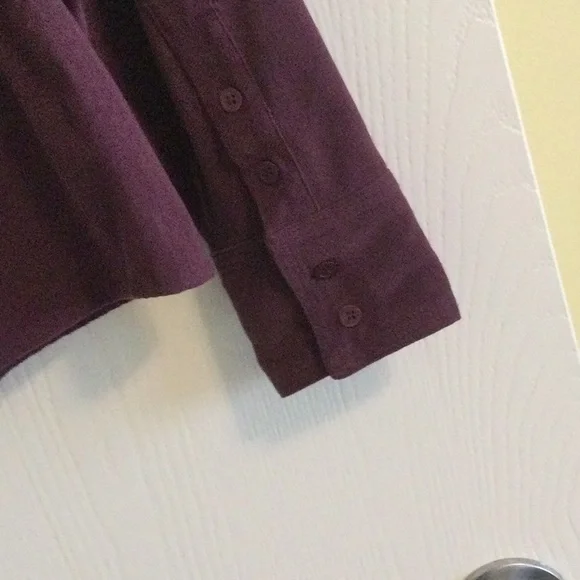 Purple Reitmans Button Down - Picture 6 of 11